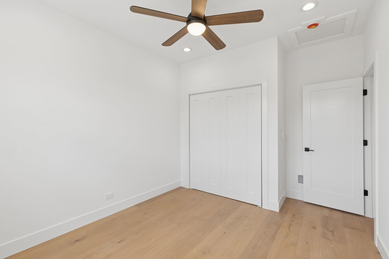Gallery Image 20