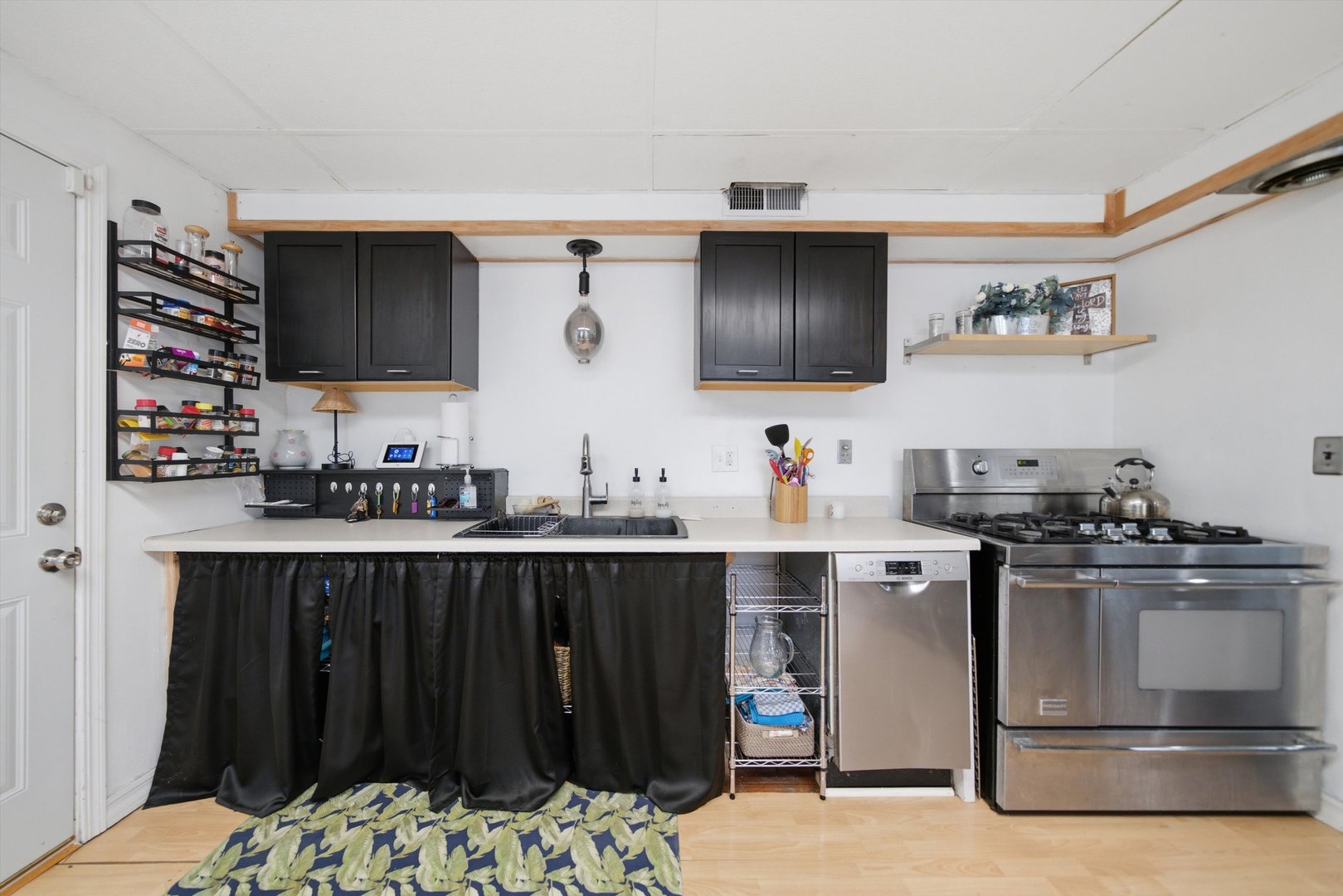 Gallery Image 17