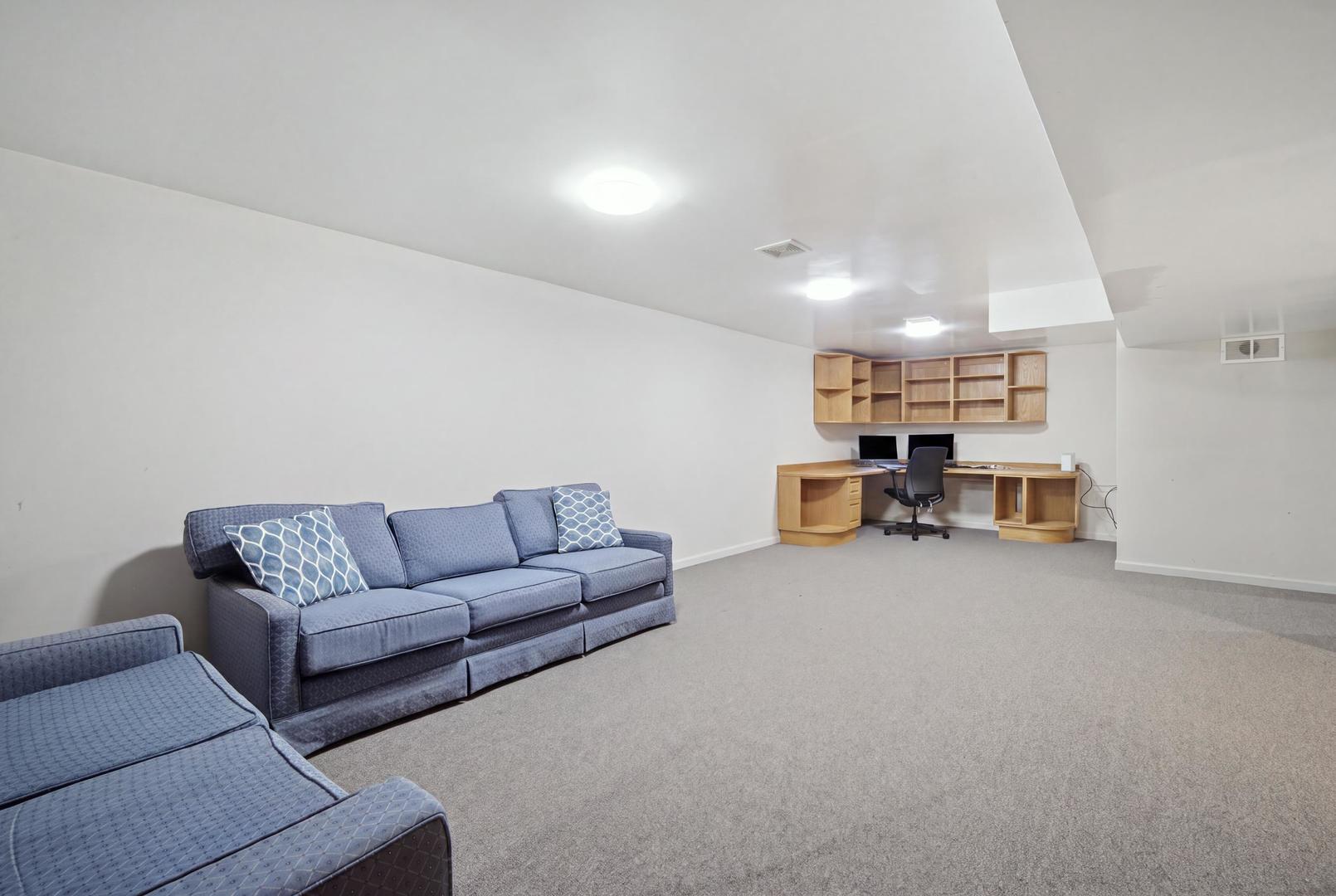 Gallery Image 19