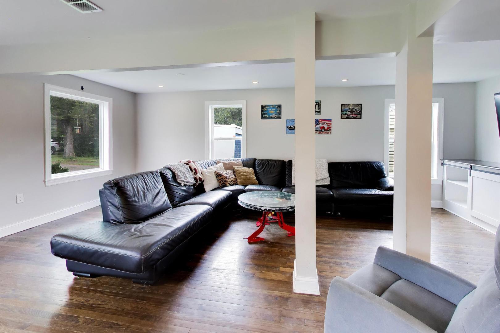 Gallery Image 8