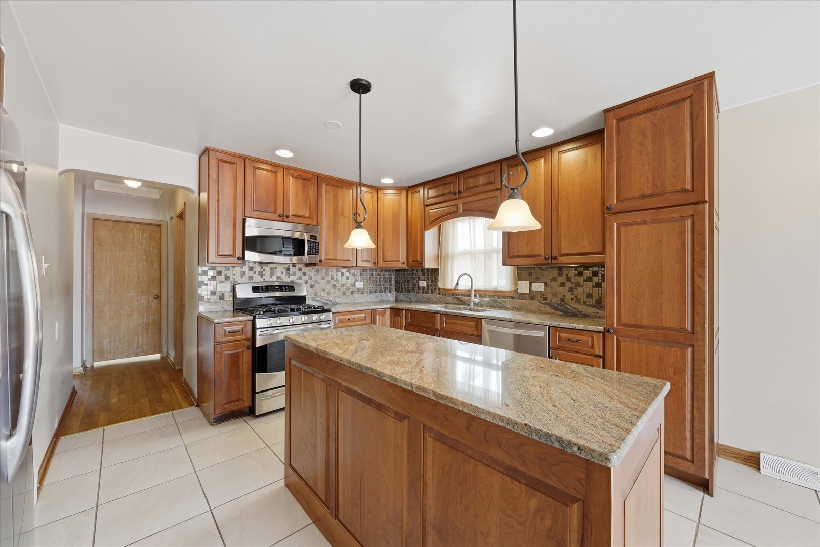 Gallery Image 12