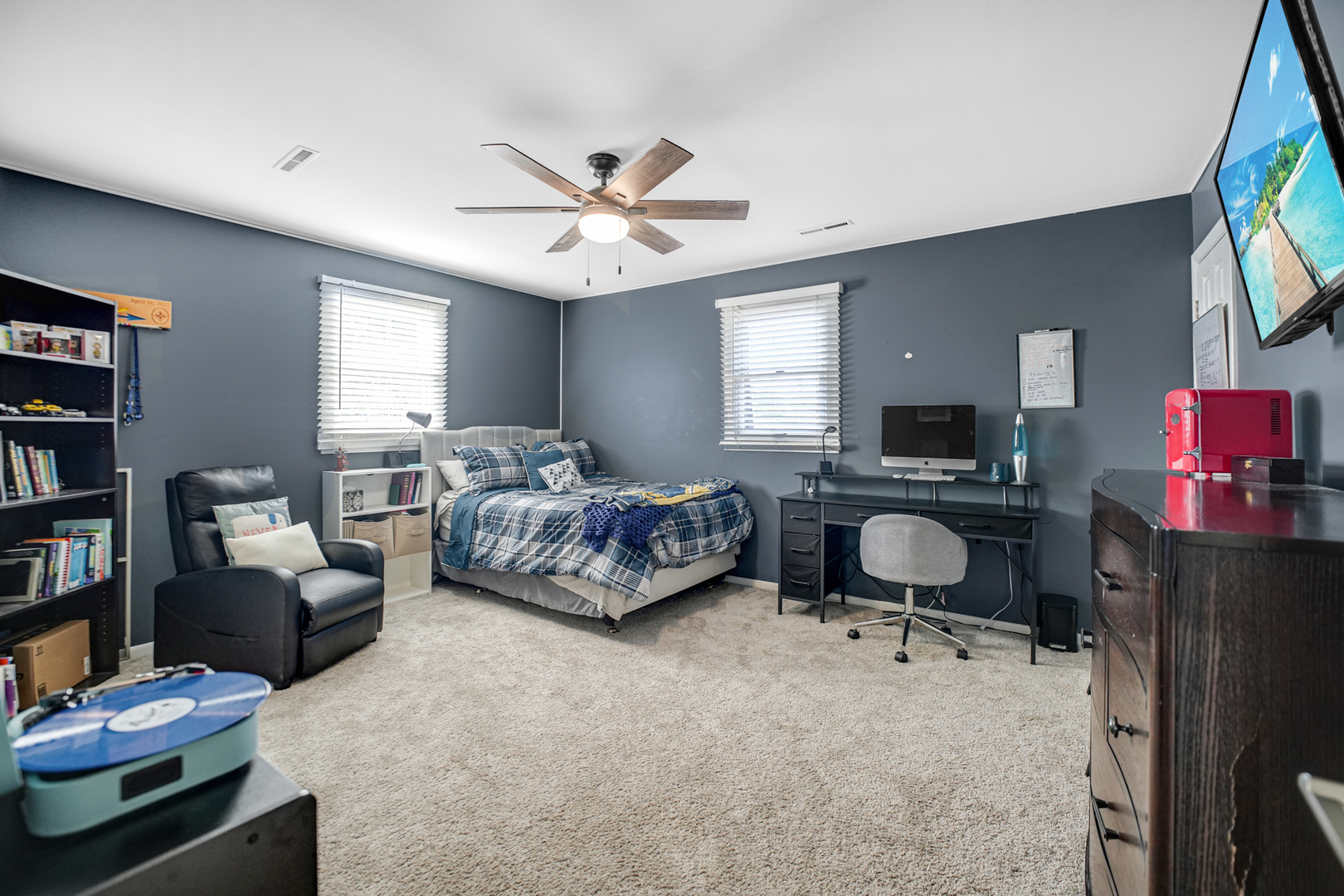 Gallery Image 13