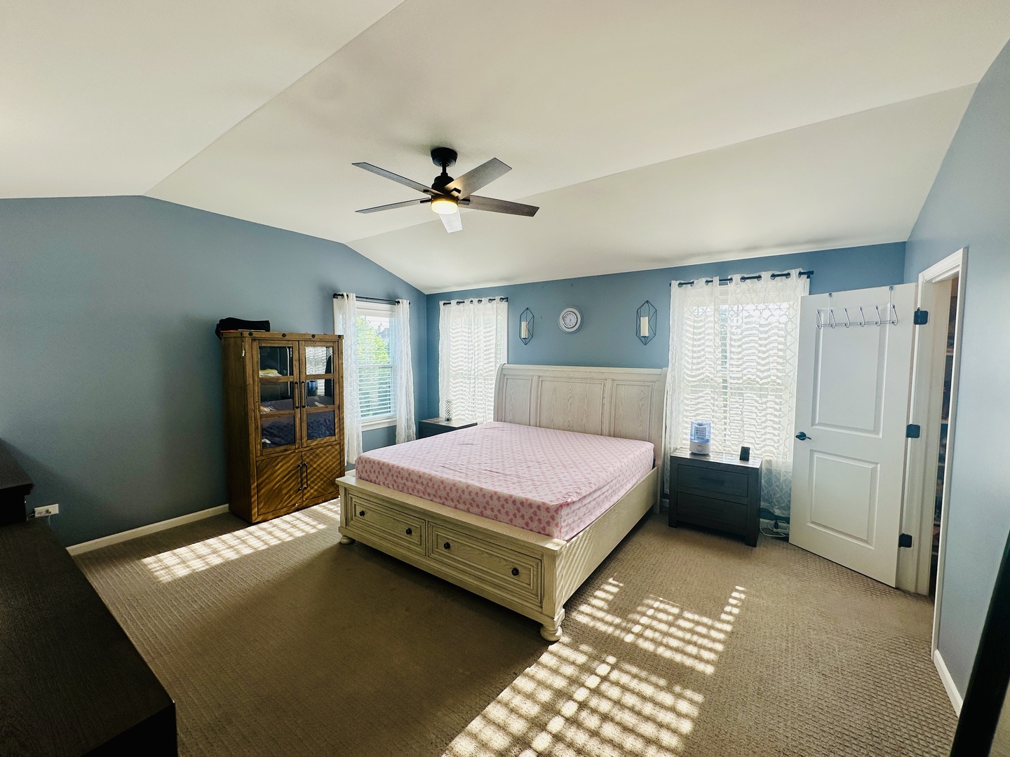Gallery Image 15