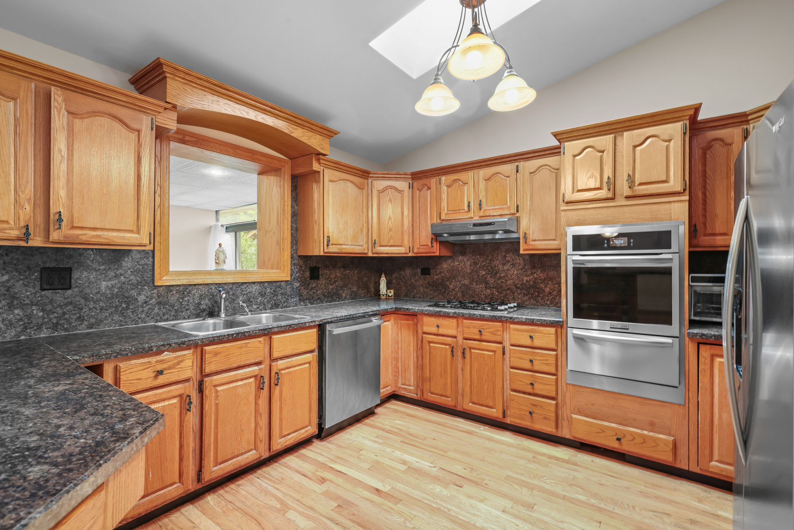 Gallery Image 13