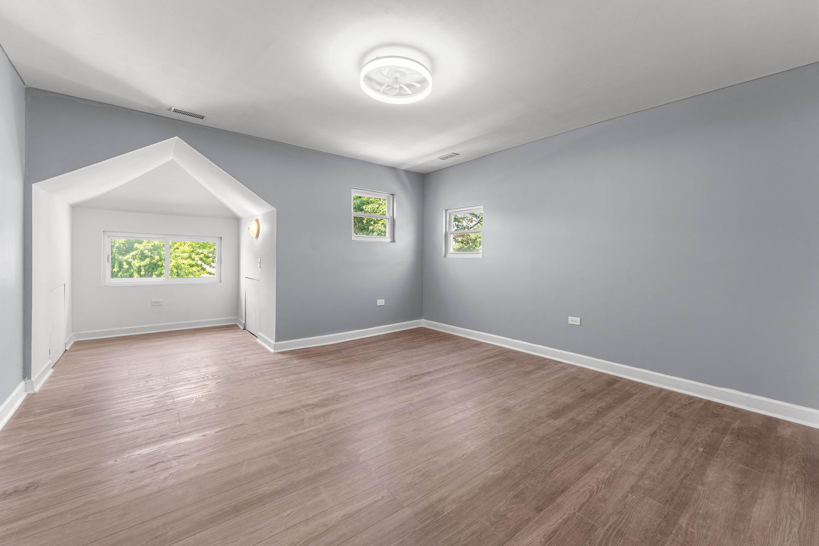 Gallery Image 17
