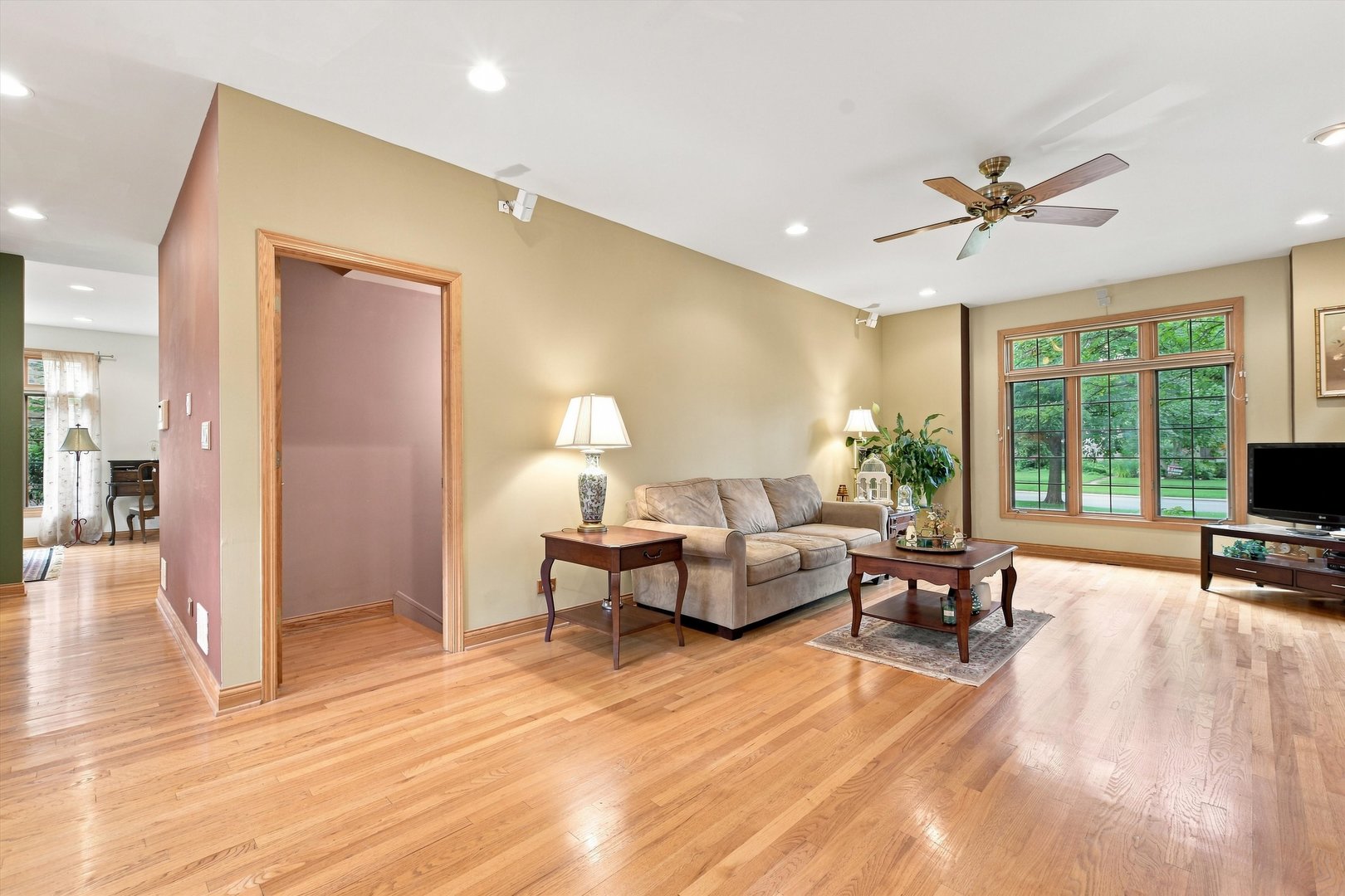 Gallery Image 12