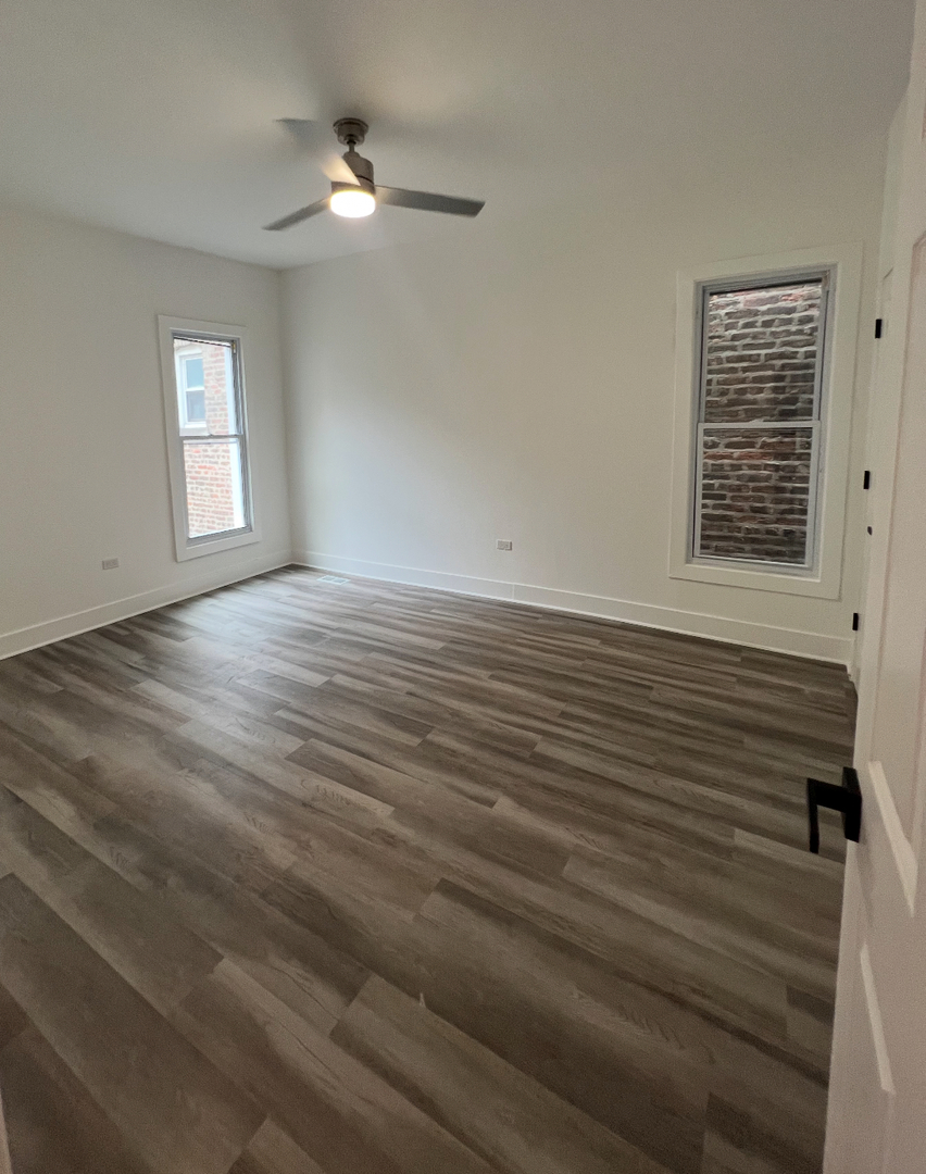 Gallery Image 16