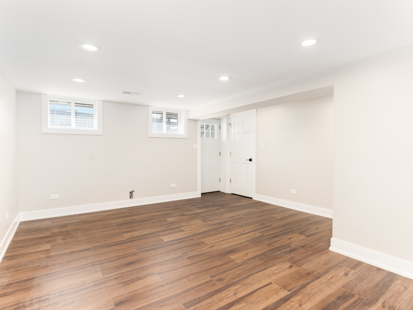 Gallery Image 16