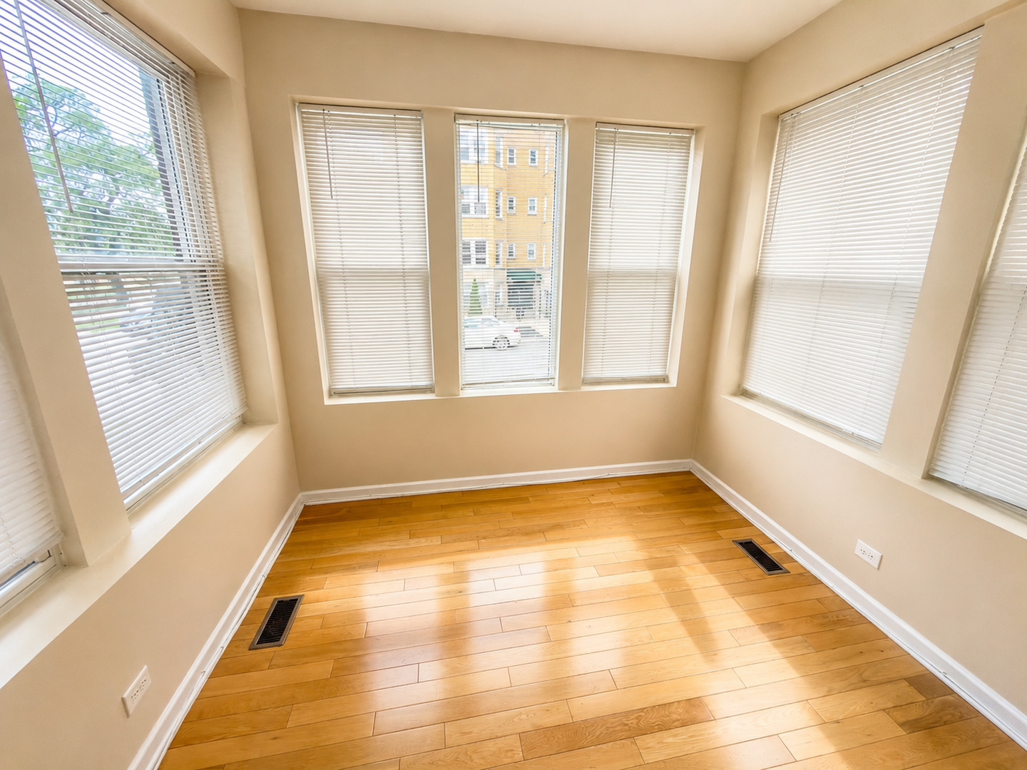 Gallery Image 13