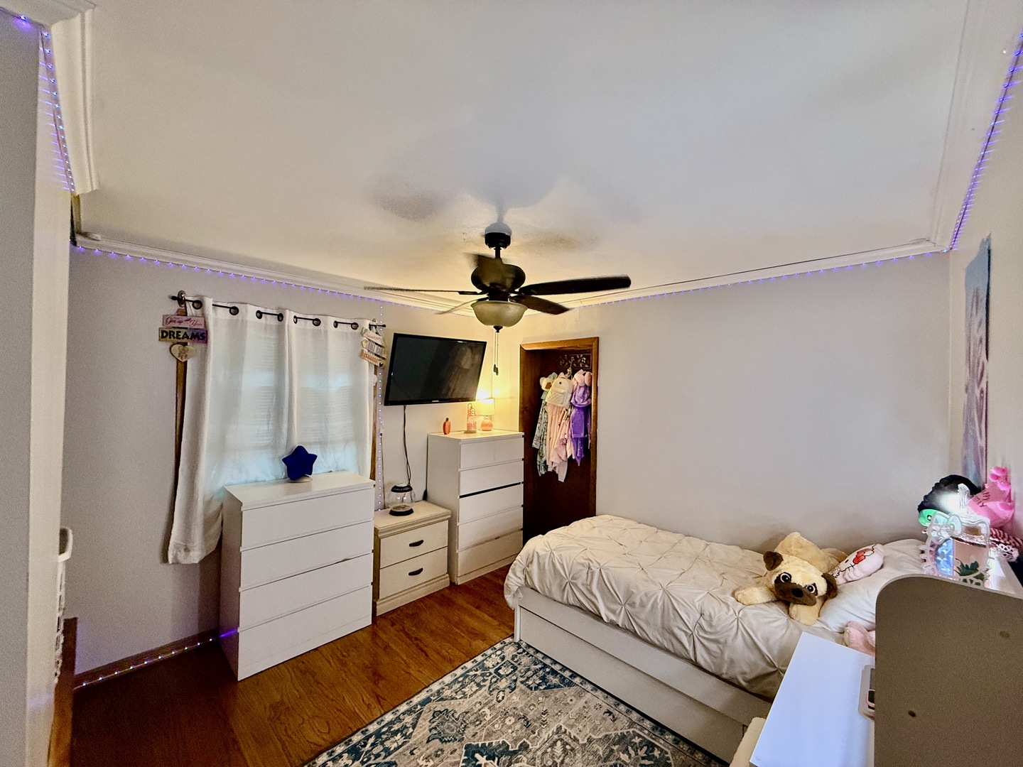Gallery Image 15