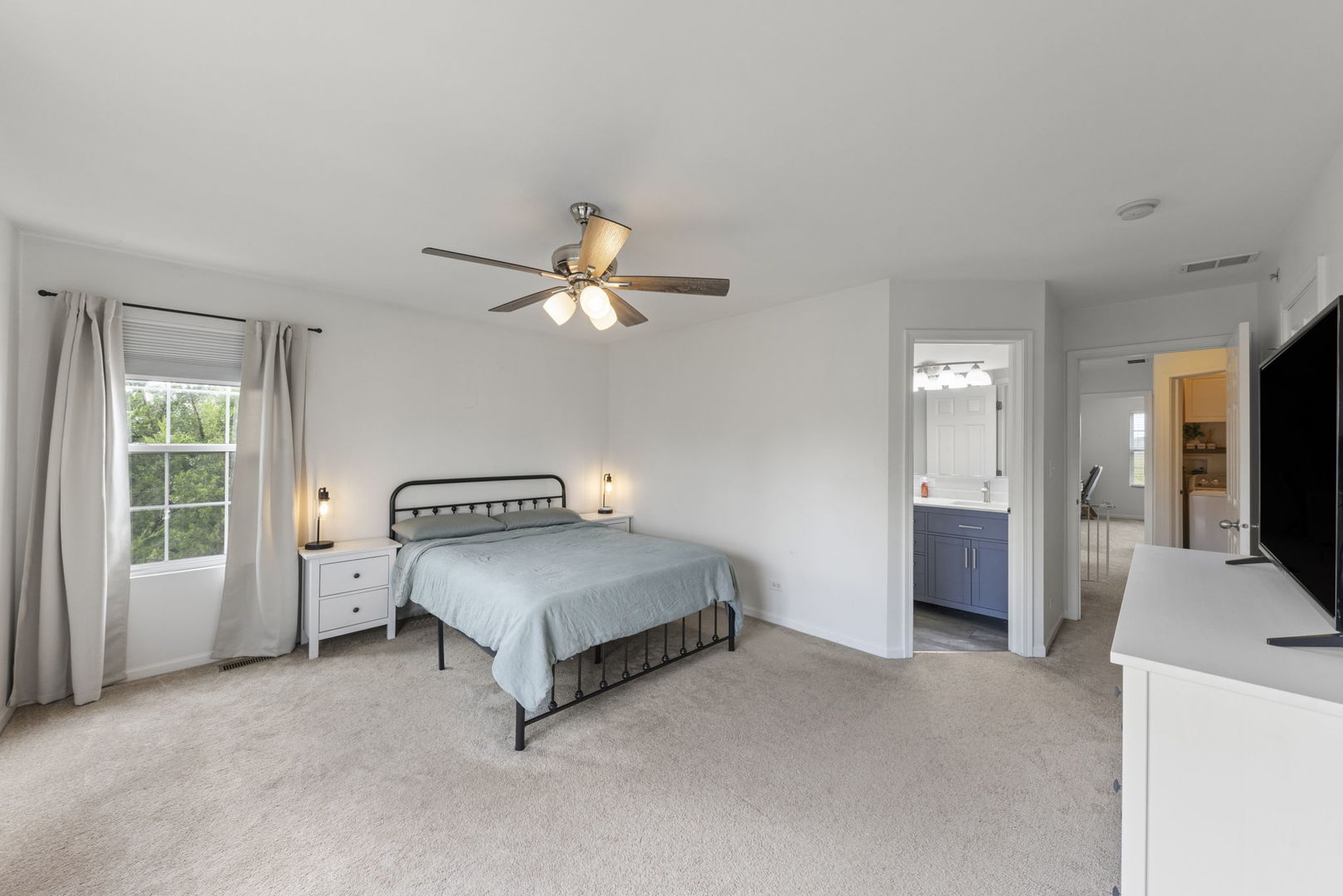 Gallery Image 14