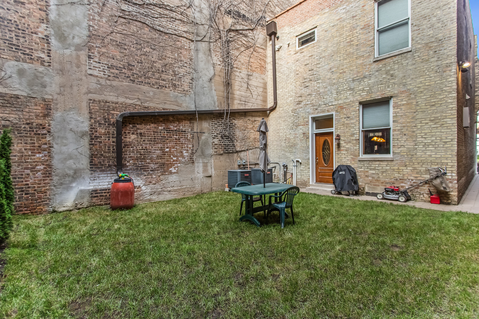 Gallery Image 28