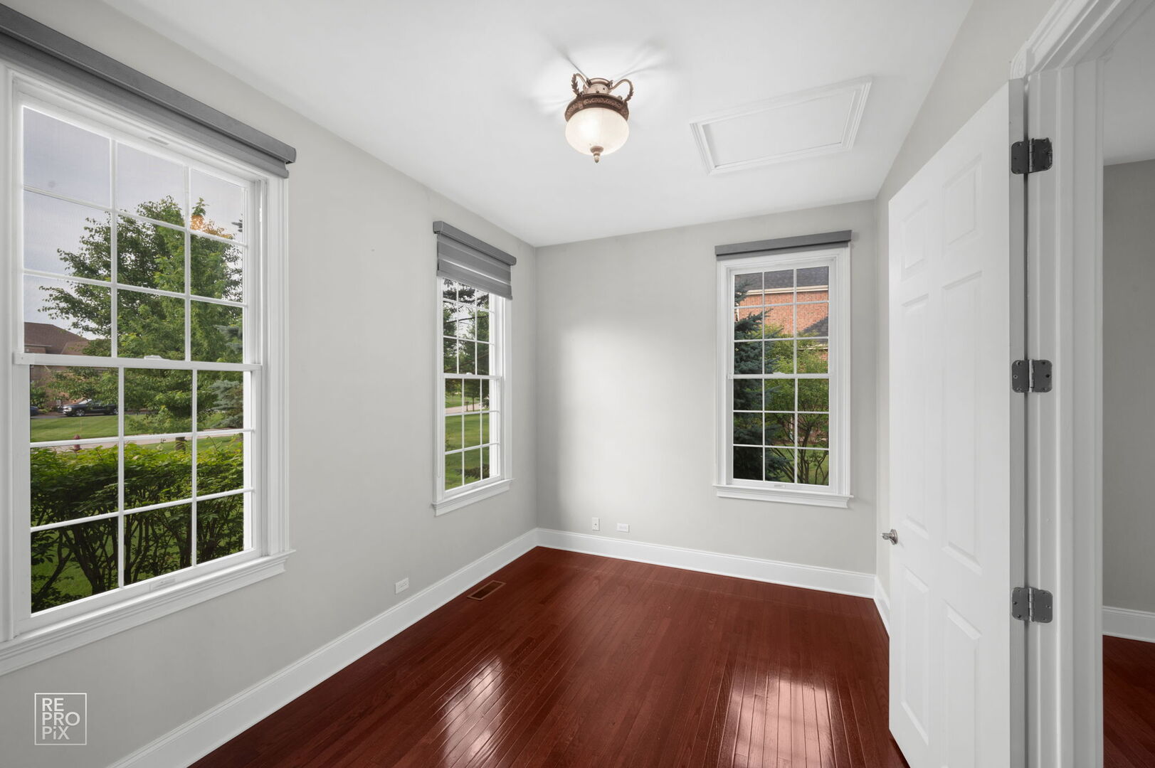 Gallery Image 13