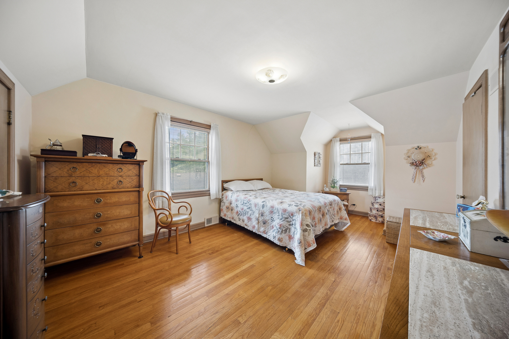 Gallery Image 14