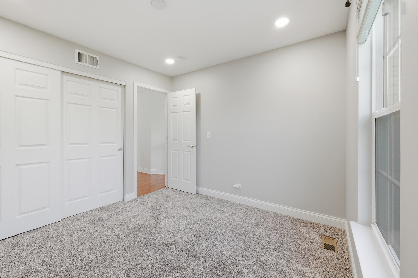 Gallery Image 36