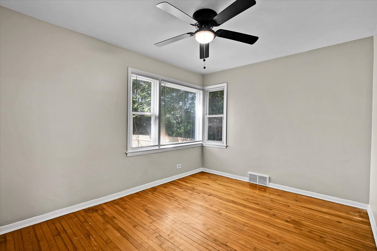 Gallery Image 16